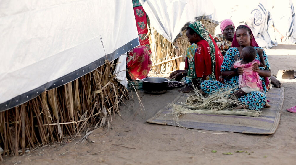 A group of women at the Hola IDP camp.